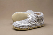 Load image into Gallery viewer, Padraig Cottage Womens Slippers
