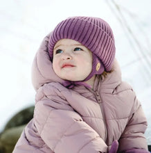 Load image into Gallery viewer, Calikids Ribbed Knit Hat
