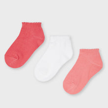 Load image into Gallery viewer, Mayoral Set of 3 Socks - Coral
