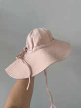 Load image into Gallery viewer, Current Tyed Water Bucket Hats
