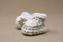 Load image into Gallery viewer, Padraig Cottage Newborn Slippers
