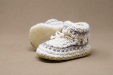 Load image into Gallery viewer, Padraig Cottage Child Slipper

