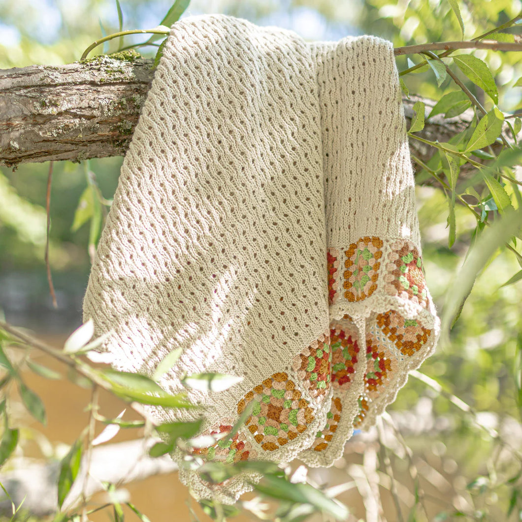 Souris Mini Crochet Cream Blanket with Colourful Border