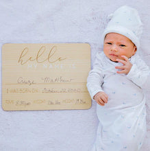Load image into Gallery viewer, Pearhead Wooden Fill In Photo Prop
