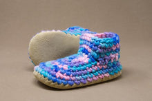 Load image into Gallery viewer, Padraig Cottage Youth Slippers
