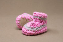 Load image into Gallery viewer, Padraig Cottage Newborn Slippers
