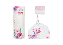 Load image into Gallery viewer, Lulujo Hello World Blanket and Knotted Hat
