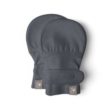 Load image into Gallery viewer, Goumi Scratch Mitts
